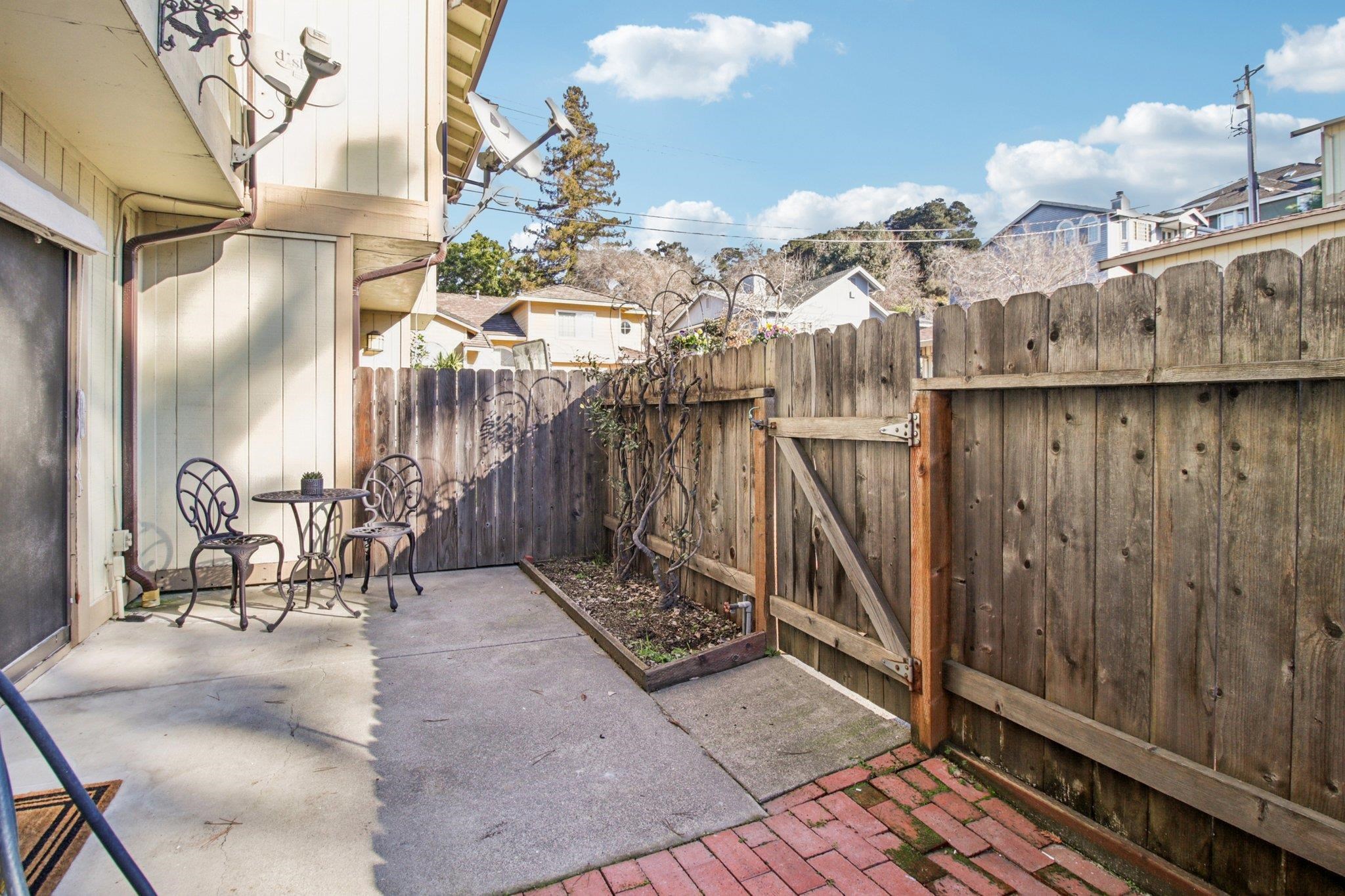 302 Ash Lane El Sobrante, CA 94803 - Photo 32 of 45