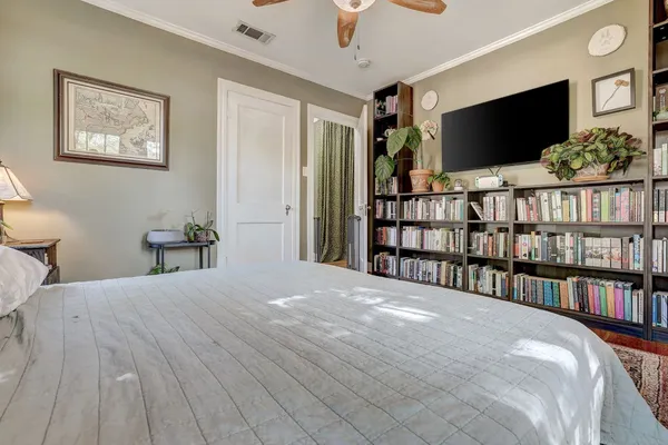 $949,999 | 809 East 44th Street, Austin, TX 78751