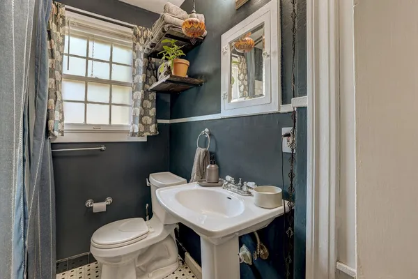 $949,999 | 809 East 44th Street, Austin, TX 78751