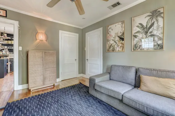 $949,999 | 809 East 44th Street, Austin, TX 78751