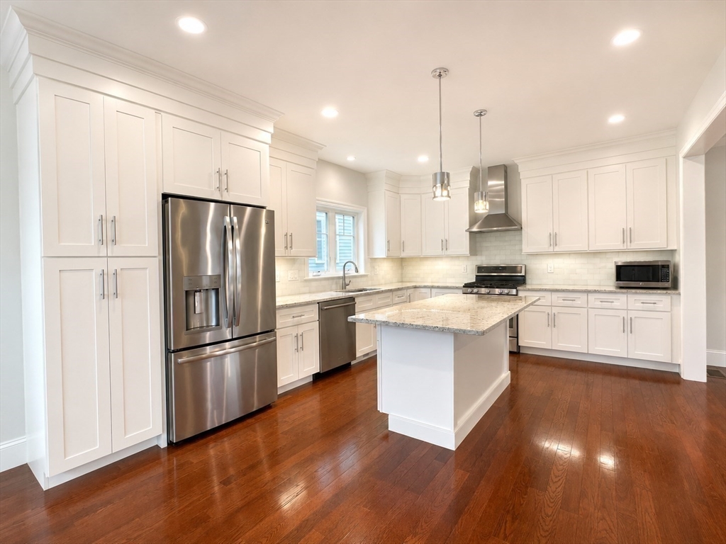 127 Oxbow Road Framingham, MA 01701 - Photo 9 of 31