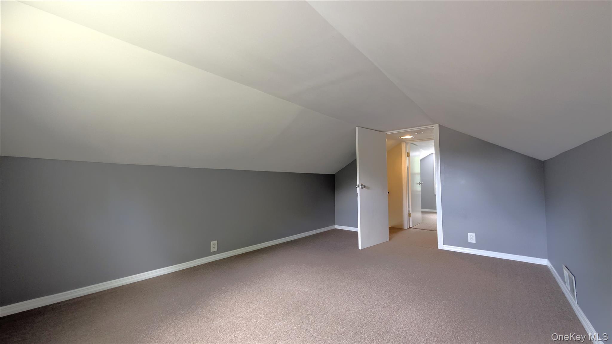 26 Roslyn Road Carmel, NY 10512 - Photo 29 of 42