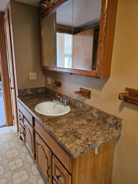 132 Pitman Street Fall River, MA 02723 - Photo 25 of 32