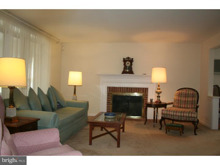 1200 Center Road Havertown, PA 19083 - Photo 6 of 25 Living Room