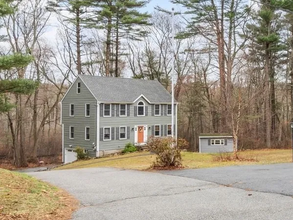 $799,900 | 7 Avon Street, Wilmington, MA 01887