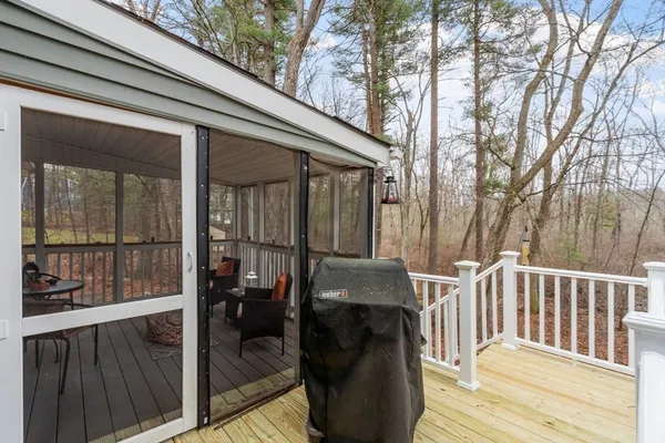 $799,900 | 7 Avon Street, Wilmington, MA 01887