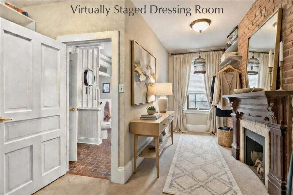 30 Perry Street Pittsburgh, PA 15209 - Photo 28 of 43 This closet is "L" shaped and measures 15'x15'. Large enough to be a dressing room.