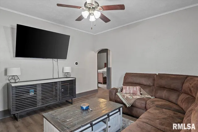 $129,900 | 2409 South Lowell Avenue, Springfield, IL 62704