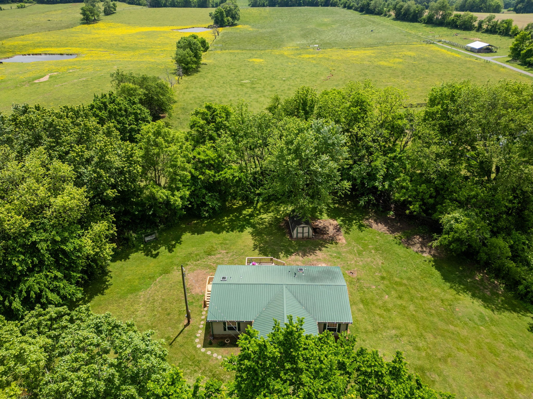 4012 Armstrong Road Springfield, TN 37172 - Photo 7 of 39