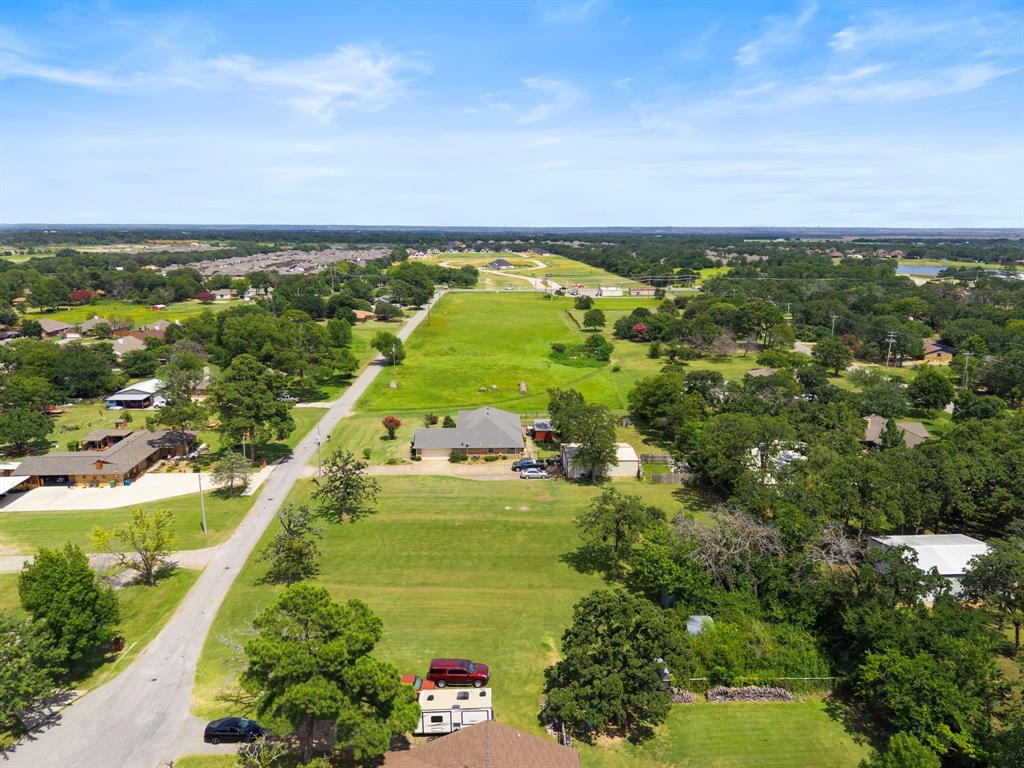 117 Brumley Road Krugerville, TX 76227 - Photo 9 of 20 a view of a city