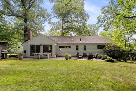 $1,500,000 | 44 Windemere Road, Wellesley, MA 02481