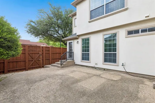 $2,495 | 4097 Oberlin Way, Addison, TX 75001