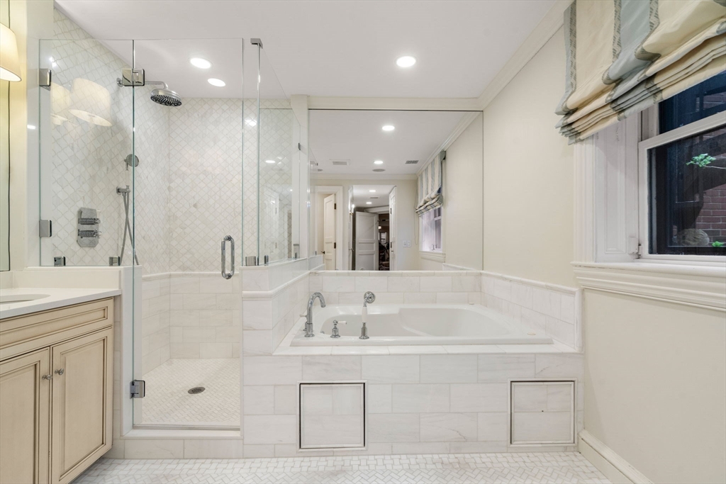 168 Beacon Street, Unit 1 Boston, MA 02116 - Photo 18 of 37