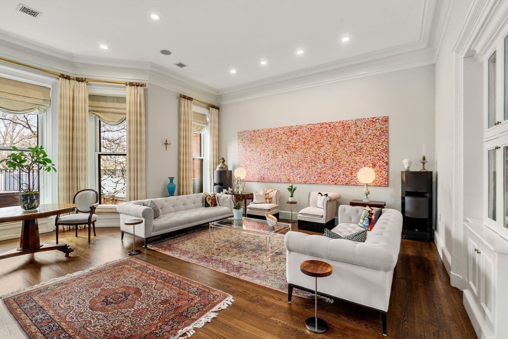 168 Beacon Street, Unit 1 Boston, MA 02116 - Photo 2 of 37