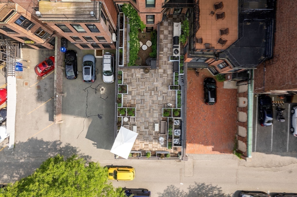 168 Beacon Street, Unit 1 Boston, MA 02116 - Photo 28 of 37