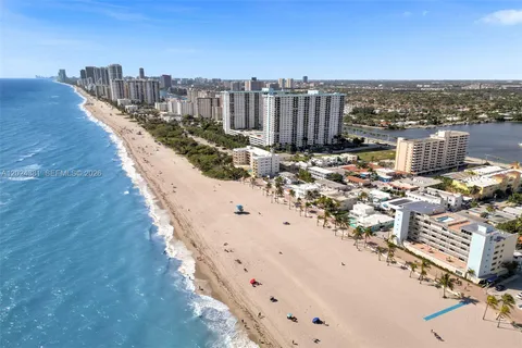 $550,000 | 300 Oregon Street, Unit 503, Hollywood, FL 33019