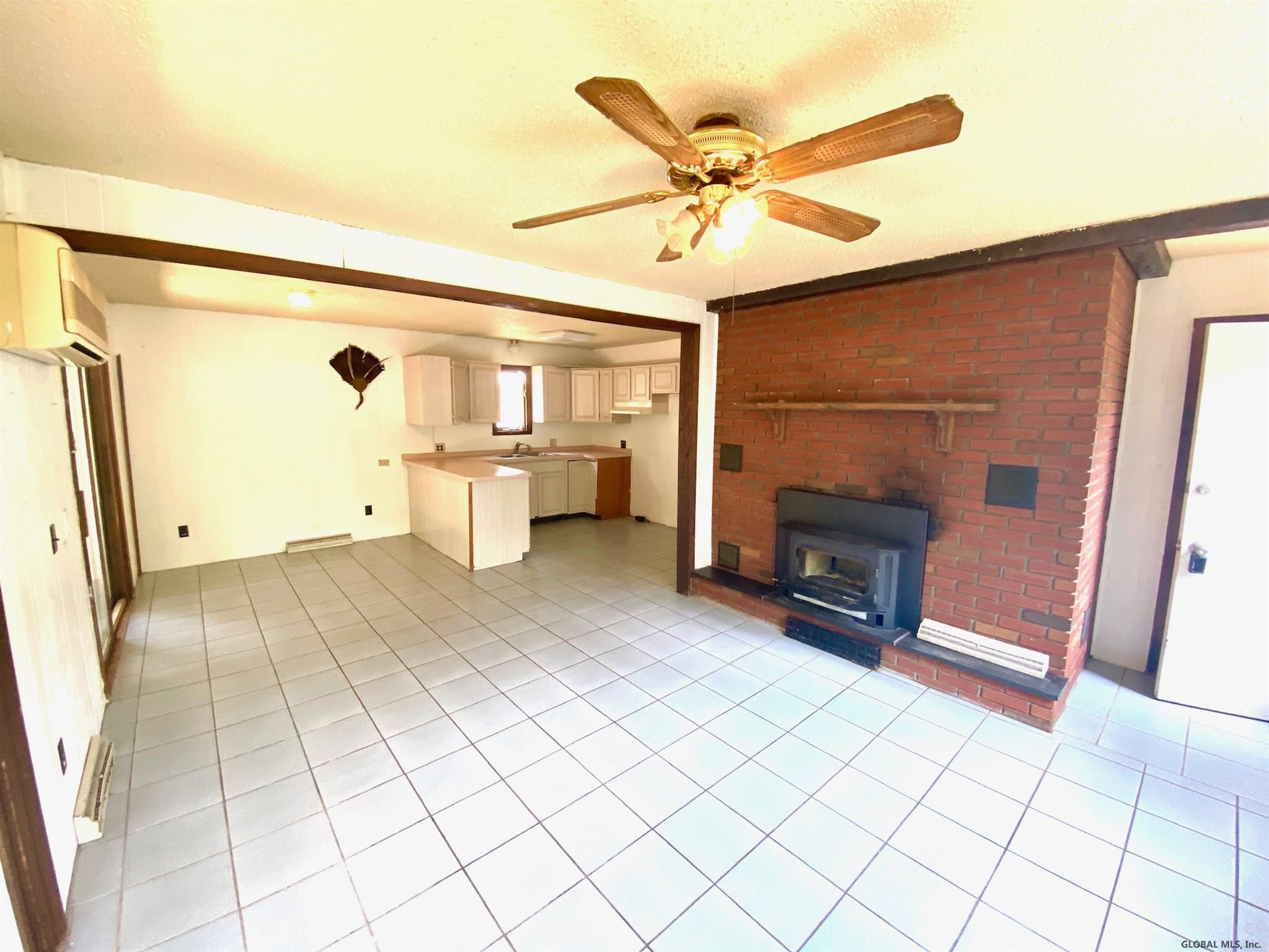 33 Minder Road Corinth, NY 12822 - Photo 5 of 18 Photo 5