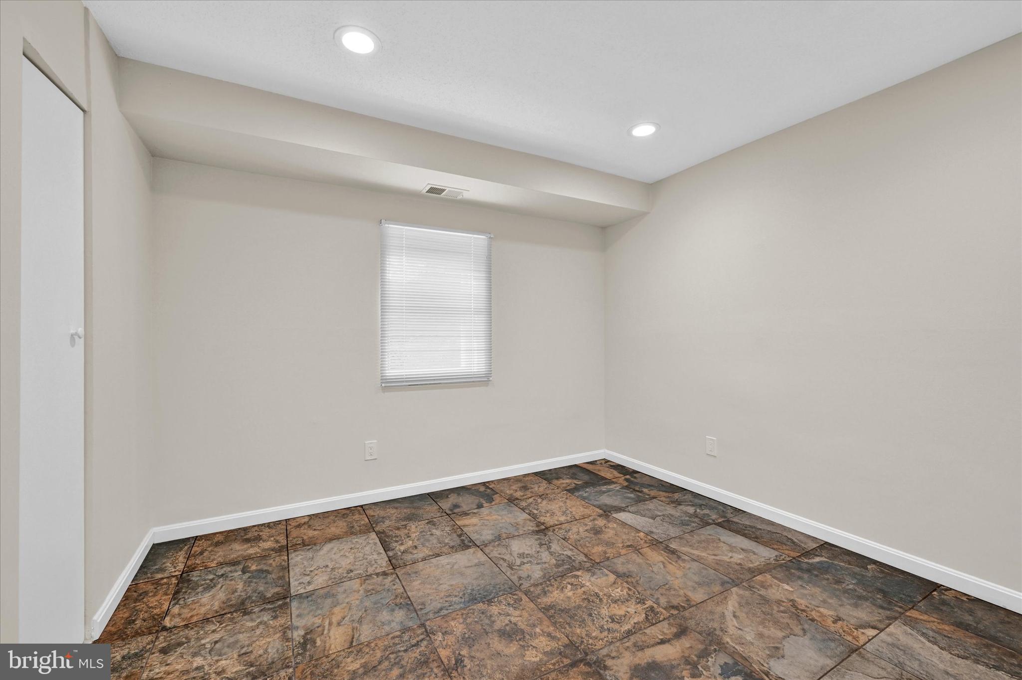 12006 Tarragon Road, Unit B Reisterstown, MD 21136 - Photo 18 of 27