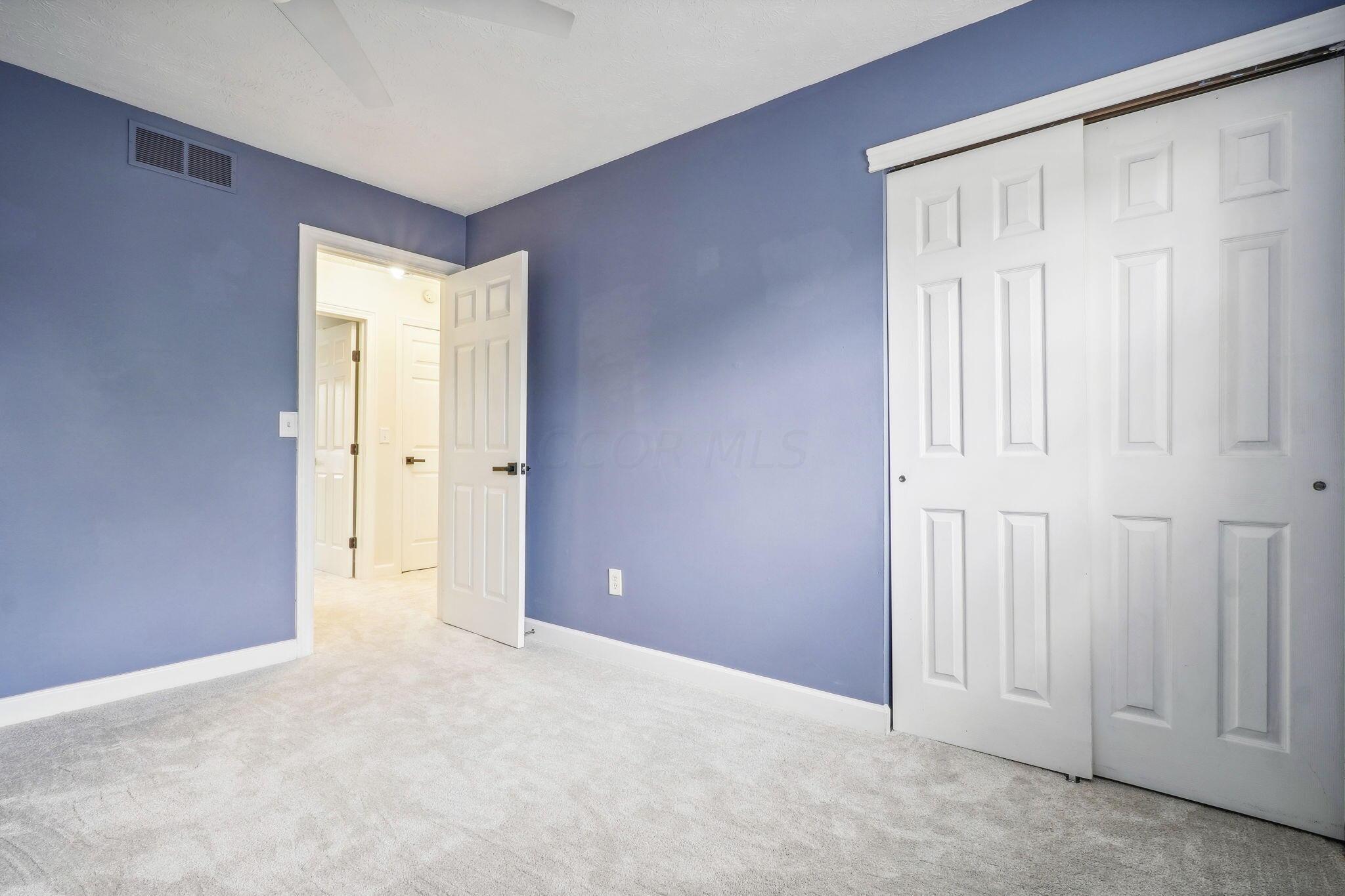 1227 Weybridge Road Columbus, OH 43220 - Photo 22 of 32 Bedroom 2