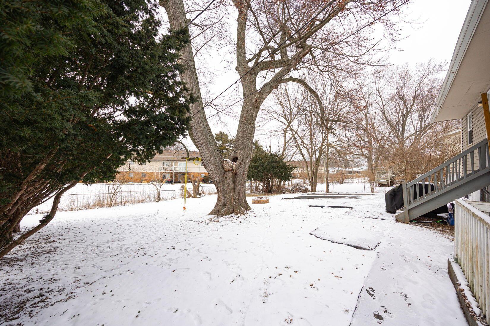 1881 Woodcrest Road Columbus, OH 43232 - Photo 40 of 45 c