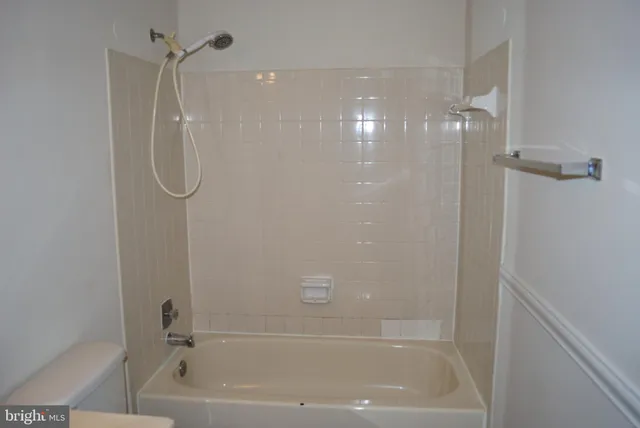 $2,000 | 4655 Whitaker Place, Woodbridge, VA 22193