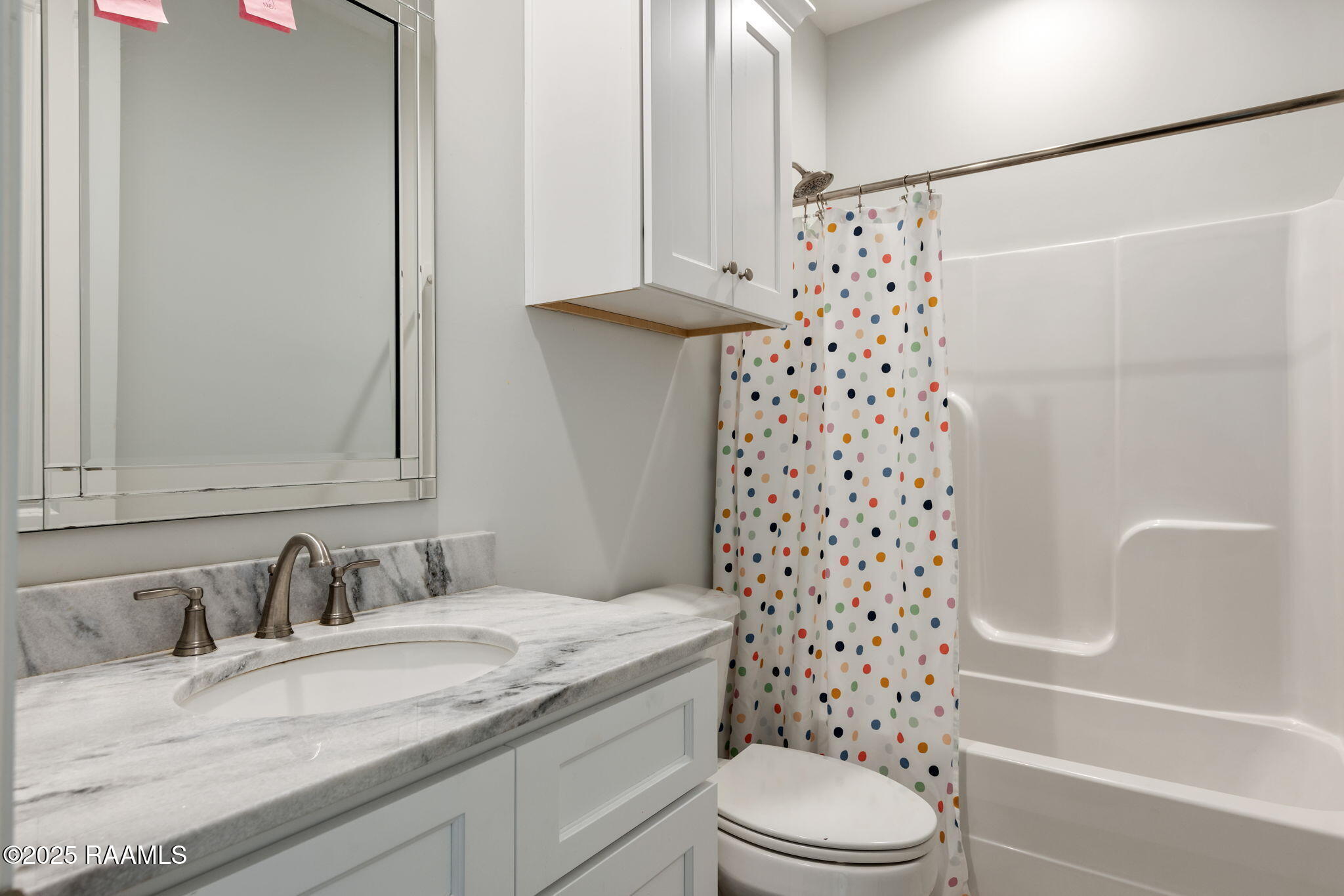 229 Alpine Drive Lafayette, LA 70506 - Photo 18 of 22 Bathroom