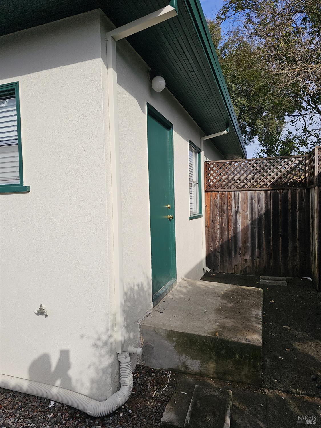 412 Lincoln Street Santa Rosa, CA 95401 - Photo 33 of 35 a view of outdoor space