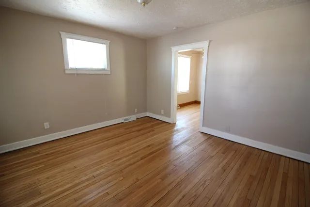 $130,000 | 20510 Broadacres Street, Clinton Township, MI 48035