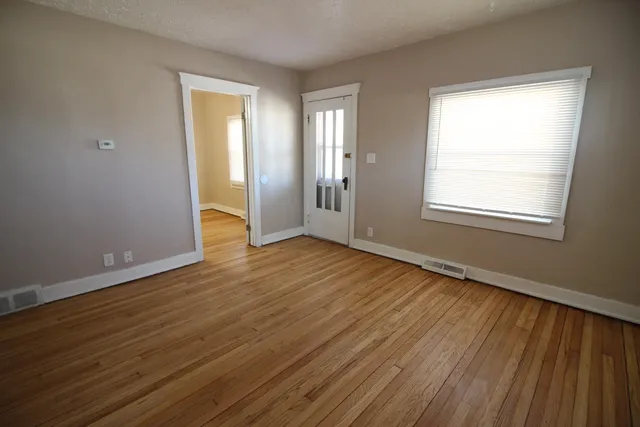 $130,000 | 20510 Broadacres Street, Clinton Township, MI 48035