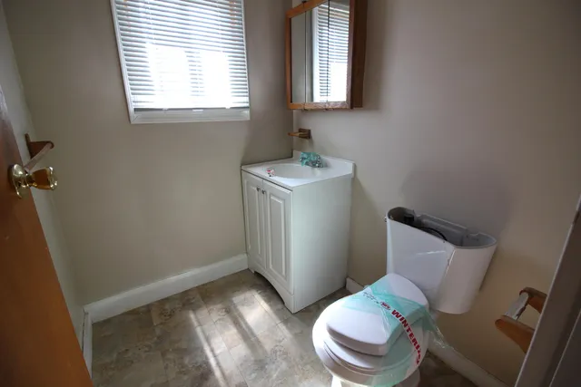 $130,000 | 20510 Broadacres Street, Clinton Township, MI 48035