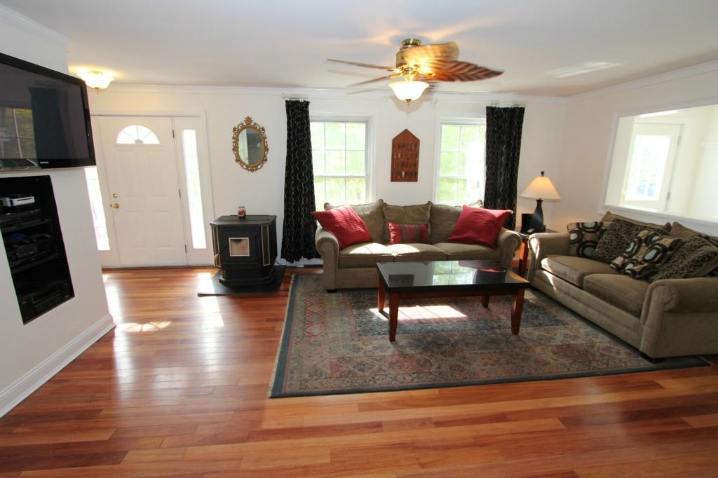 32 Astrid Drive Cumberland Center, ME 04021 - Photo 7 of 34 Photo