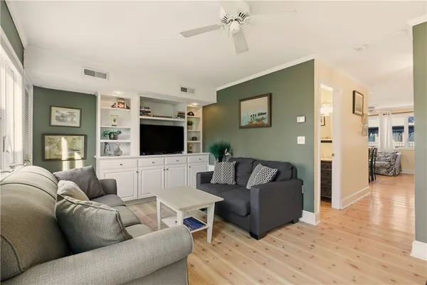 $4,000 | 216 Goddard Row, Newport, RI 02840