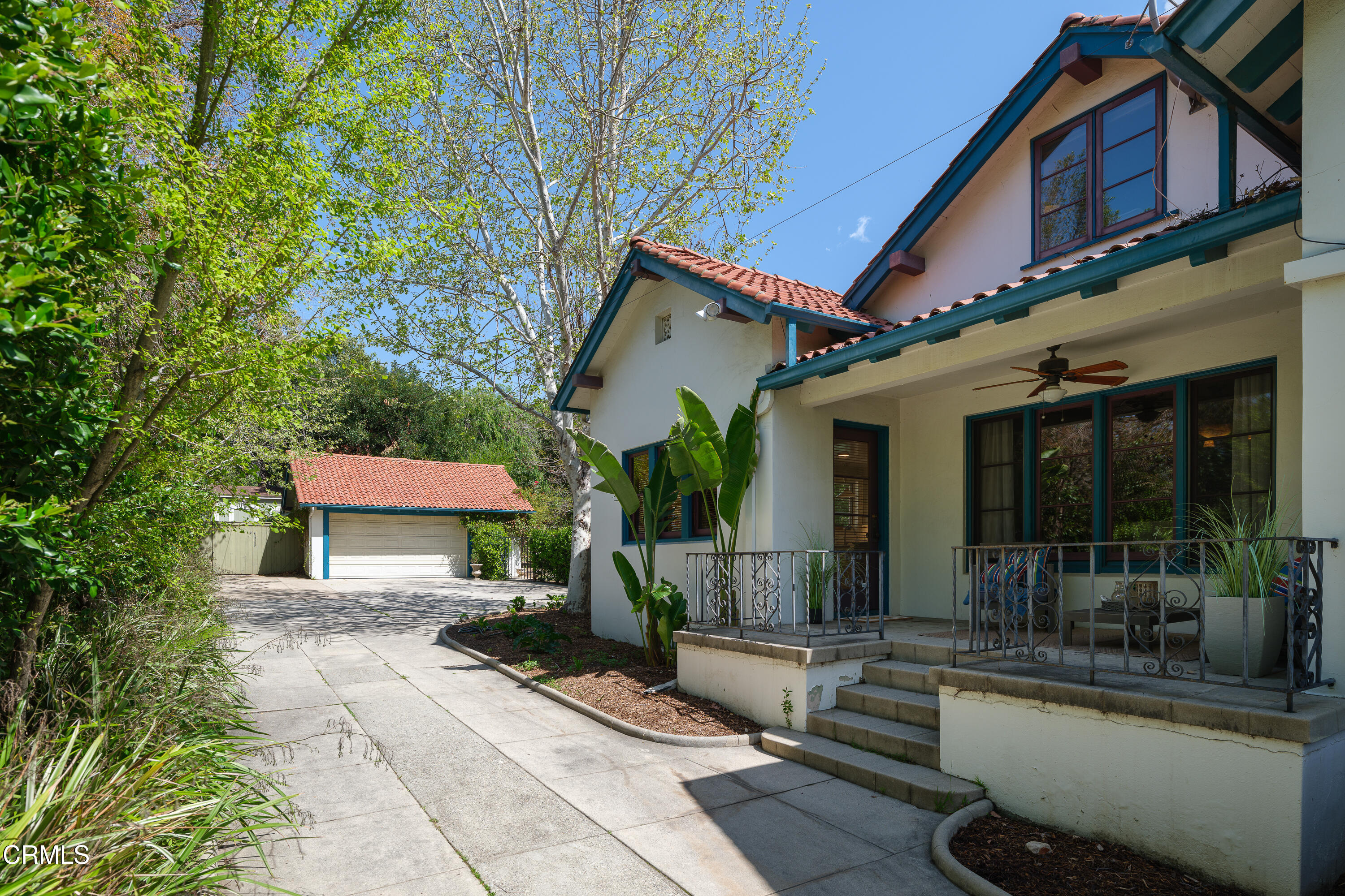 1073 Atchison Street Pasadena, CA 91104 - Photo 59 of 66 a view of a house with a patio