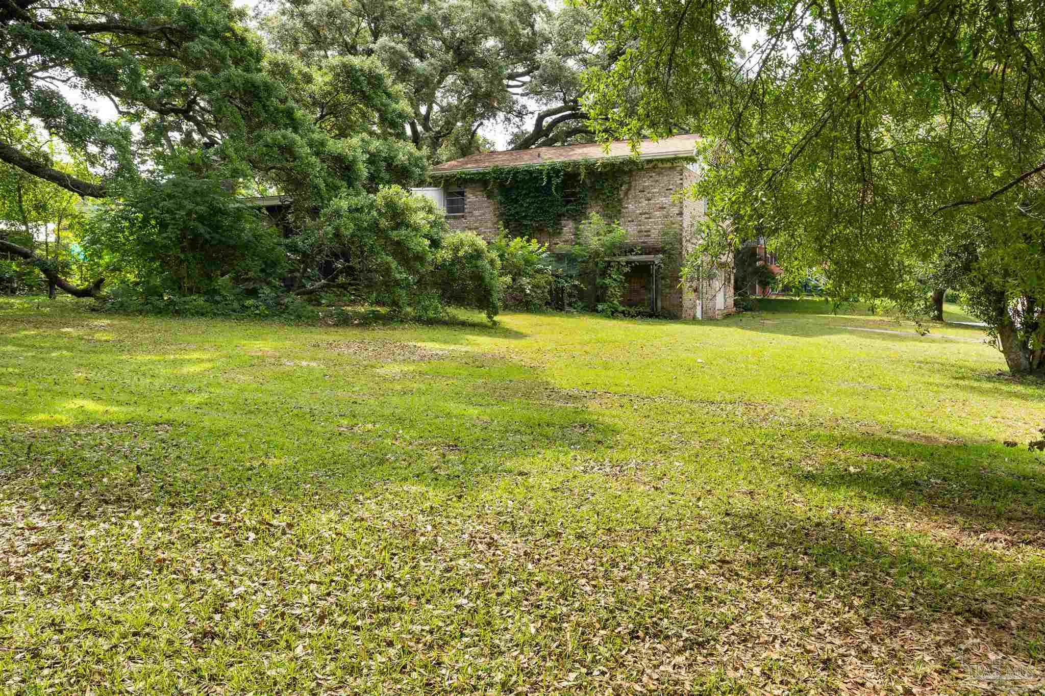 1002 East Montclair Road Pensacola, FL 32505 - Photo 22 of 25 Gallery Image 22