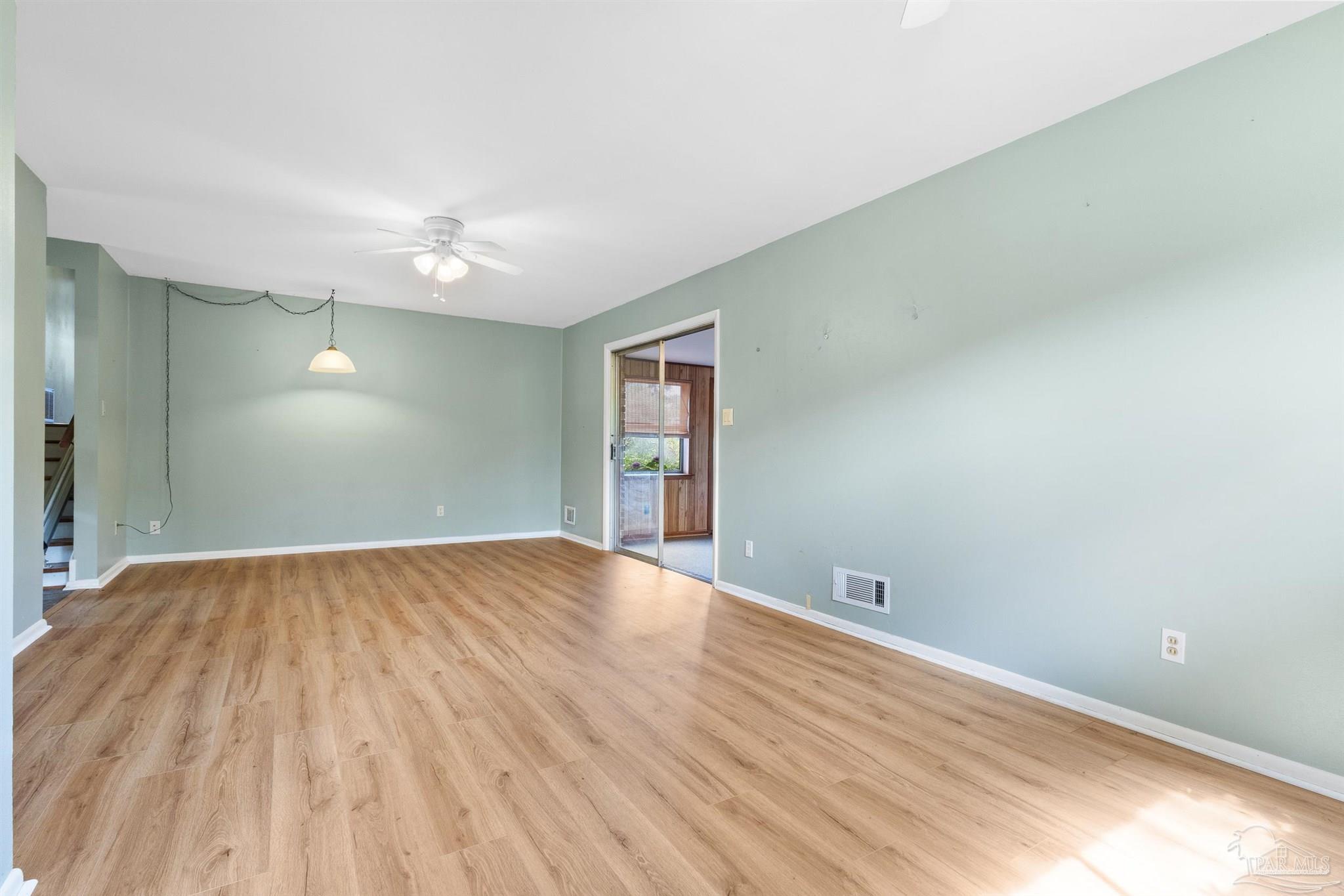 1002 East Montclair Road Pensacola, FL 32505 - Photo 6 of 25 Gallery Image 6