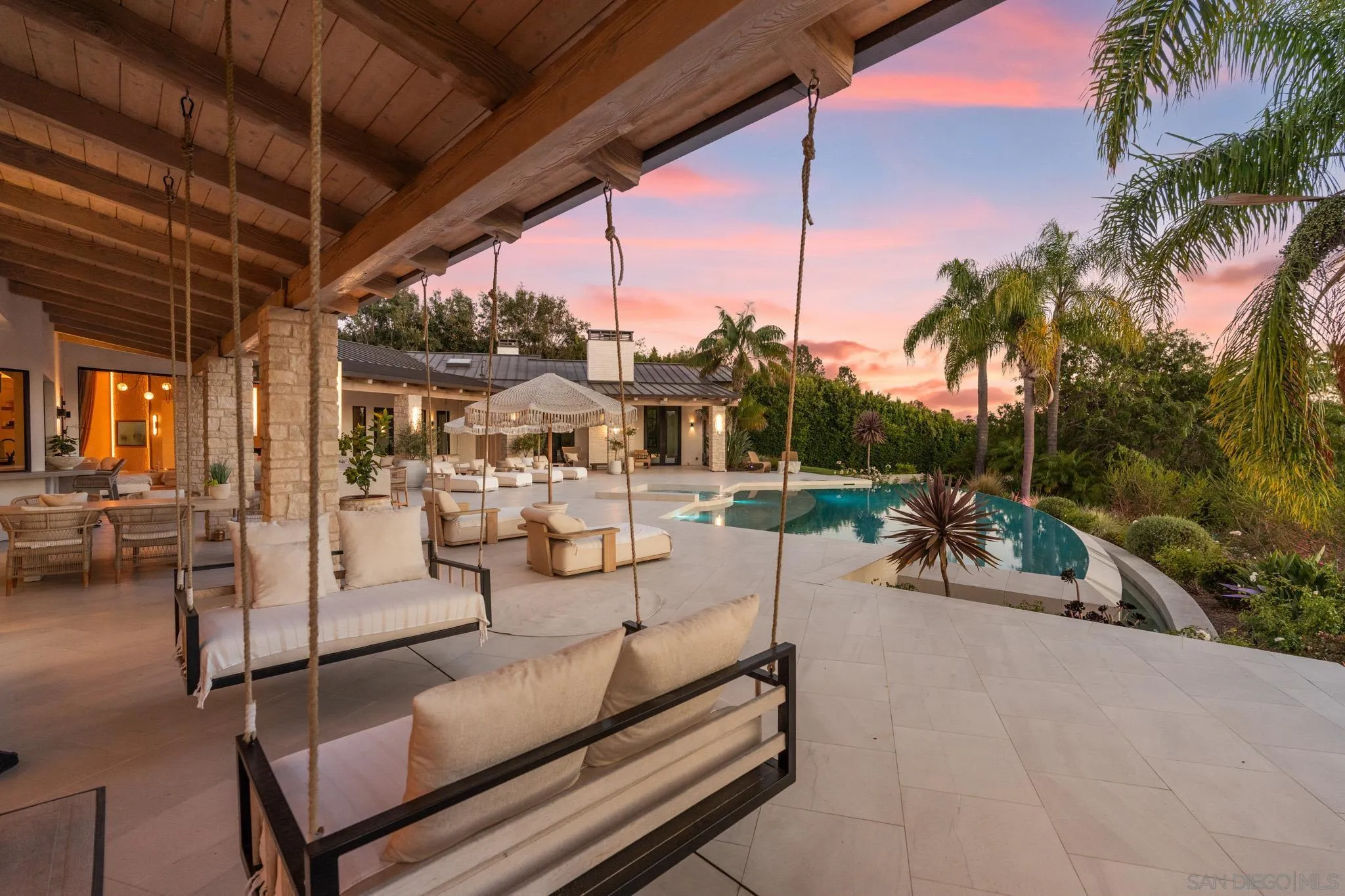 7150 Via Del Charro Rancho Santa Fe, CA 92067 - Photo 4 of 75