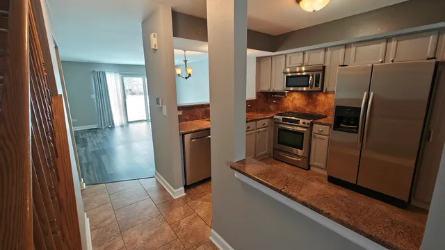 $2,550 | 1644 Orchard Avenue, Unit 1644, Schaumburg, IL 60193