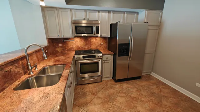 $2,550 | 1644 Orchard Avenue, Unit 1644, Schaumburg, IL 60193