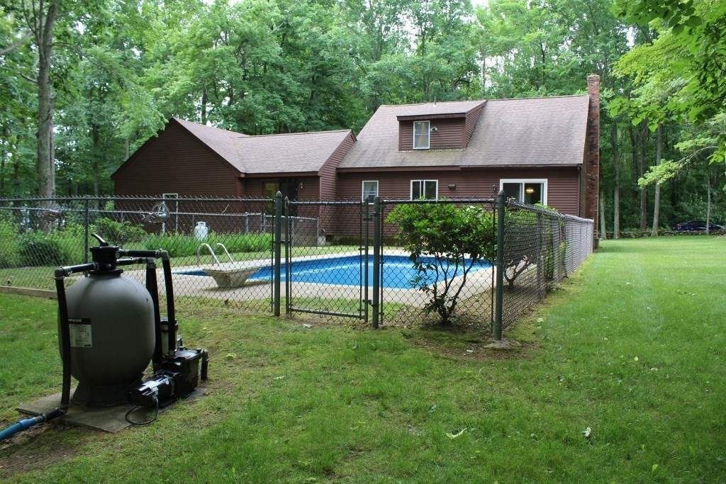 154 Glazier Road Barre, MA 01005 - Photo 3 of 24