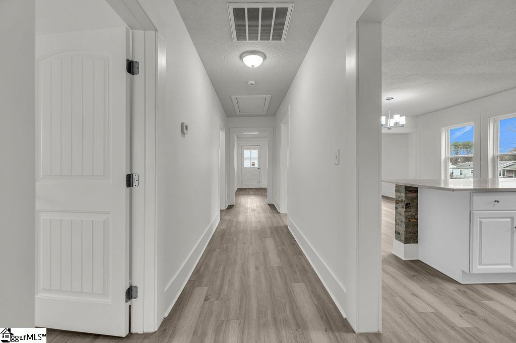 136 Lee Street Laurens, SC 29360 - Photo 14 of 29