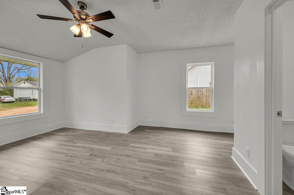 136 Lee Street Laurens, SC 29360 - Photo 15 of 29