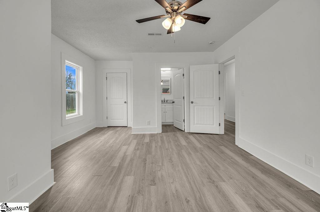 136 Lee Street Laurens, SC 29360 - Photo 16 of 29