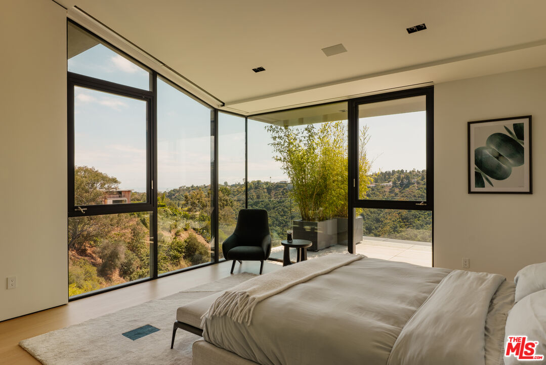 1853 Bel Air Road Los Angeles, CA 90077 - Photo 30 of 54
