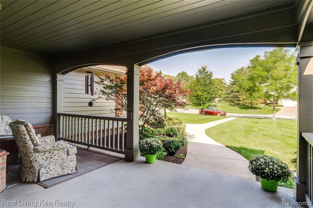 936 Pine Trail Drive Rochester Hills, MI 48307 - Photo 6 of 37