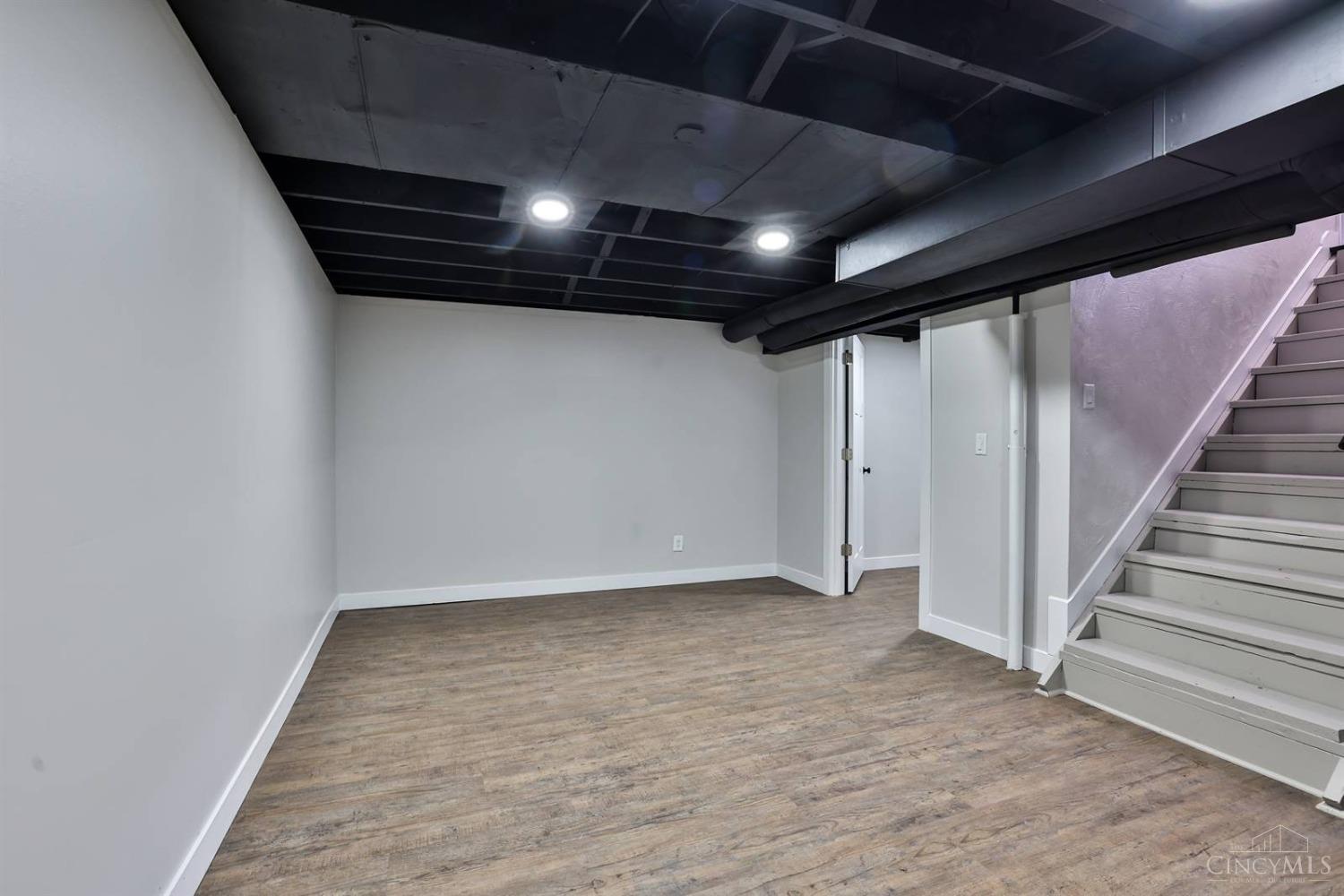 3013 Yankee Road Middletown, OH 45044 - Photo 20 of 33 Gallery Image 20