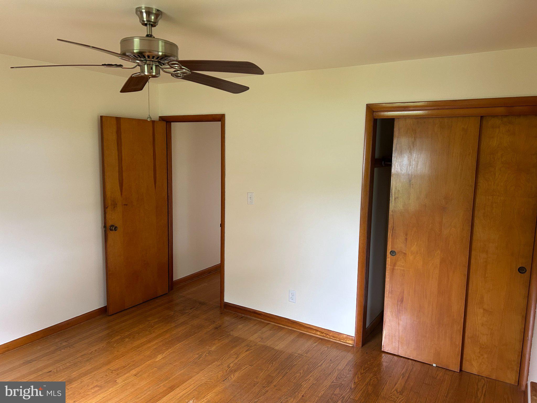 1968 Lehman Road Chambersburg, PA 17202 - Photo 20 of 28 Spacious room with warm wood accents.