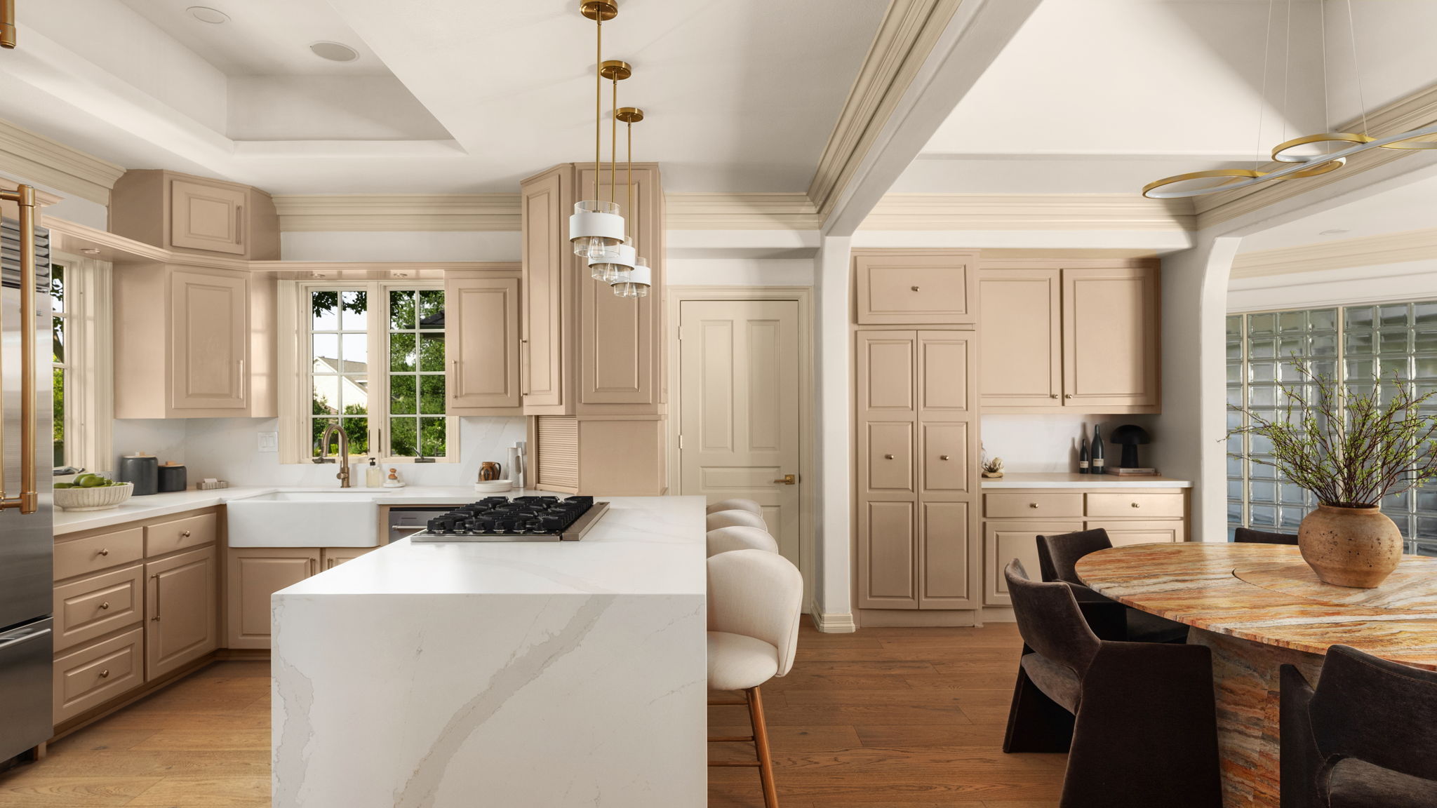 2036 Wimberly Lane Austin, TX 78735 - Photo 11 of 40 Kitchen that opens up to dining area