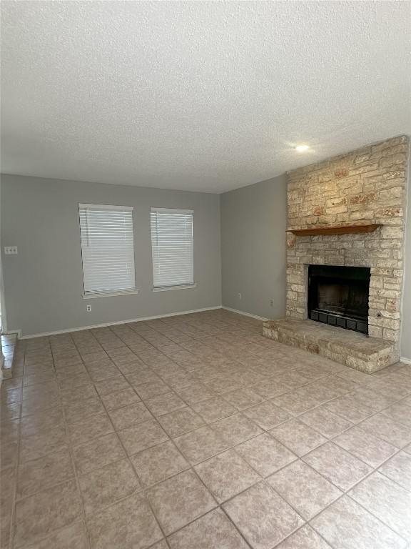 7800 Chimayo Cove, Unit B Austin, TX 78729 - Photo 4 of 17 an empty room with windows