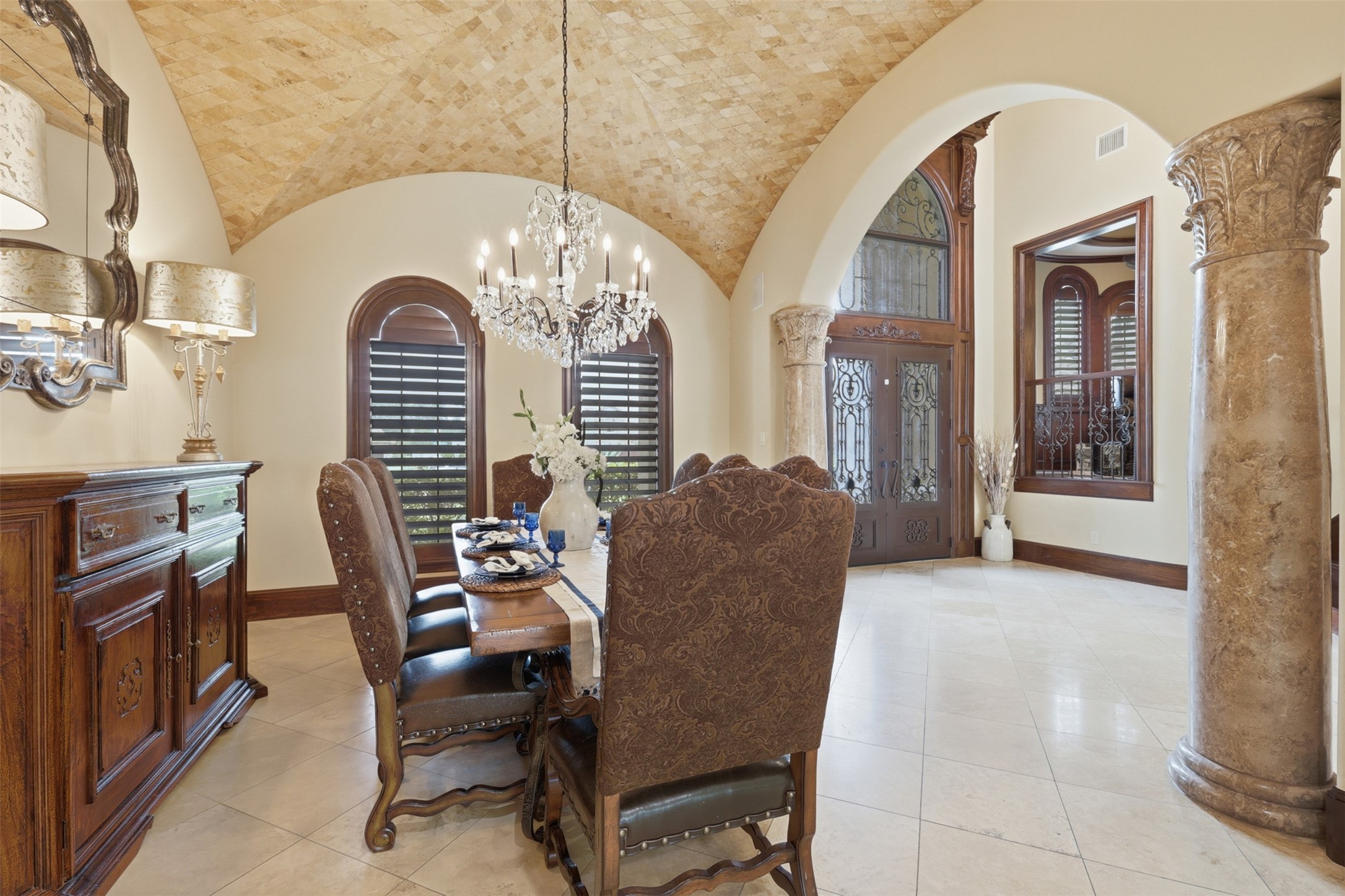 14 Post Shadow Estate Drive Spring, TX 77389 - Photo 9 of 49 a dining room with furniture and window