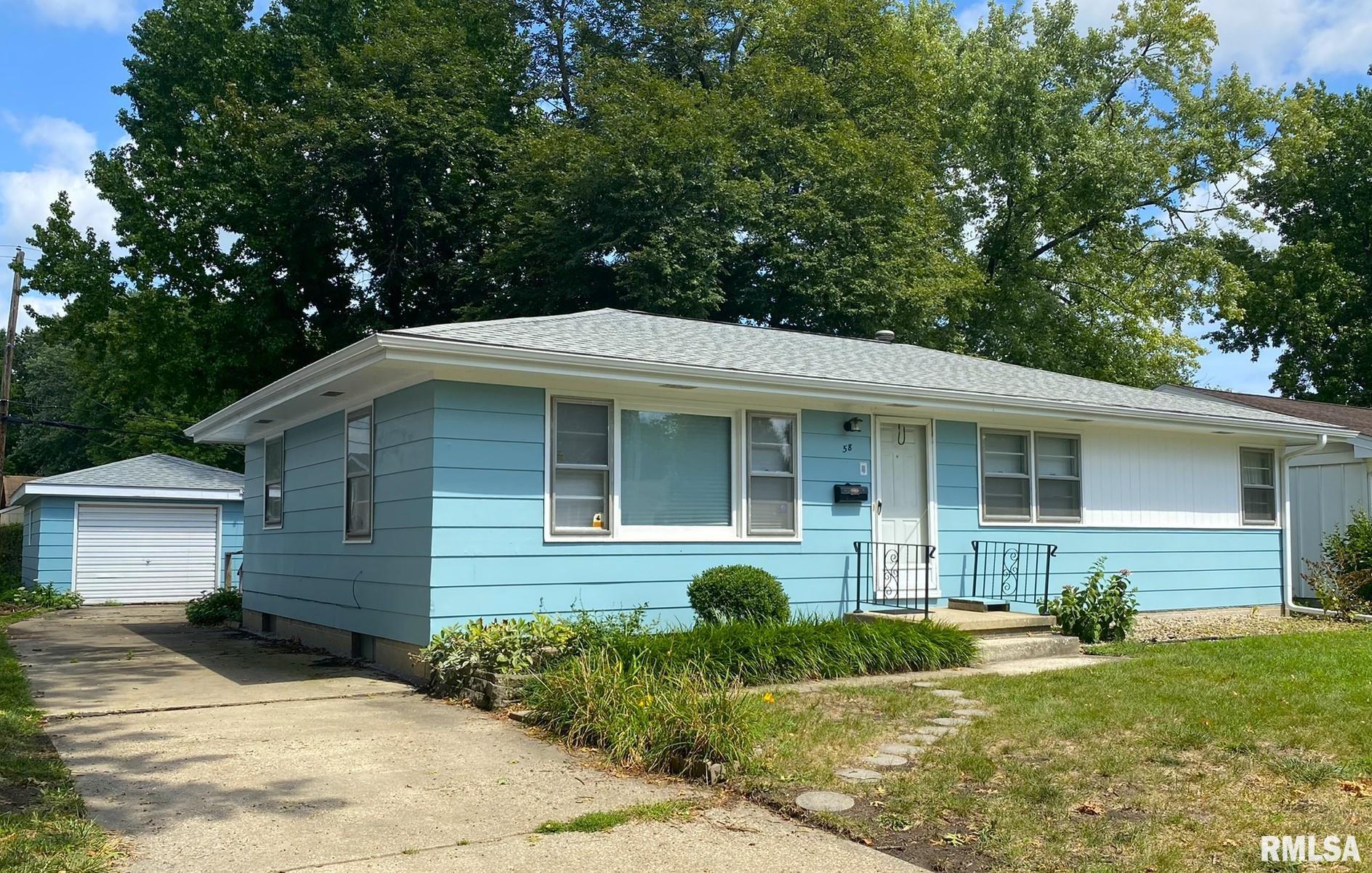 58 Radcliff Road Springfield, IL 62703 - Photo 1 of 39